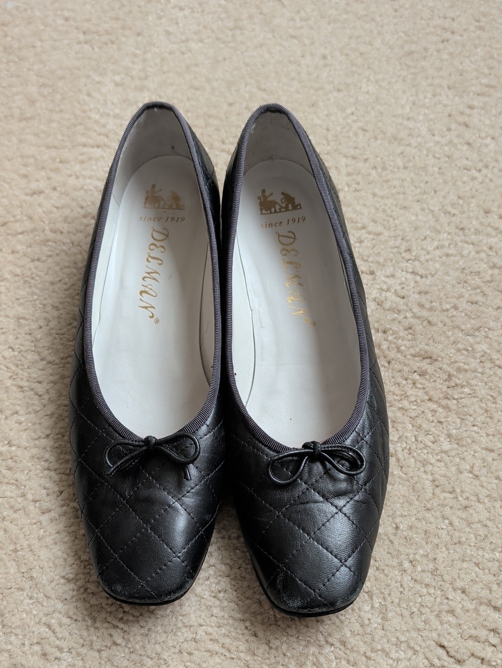 Cute Grey Quilted Delman Flats